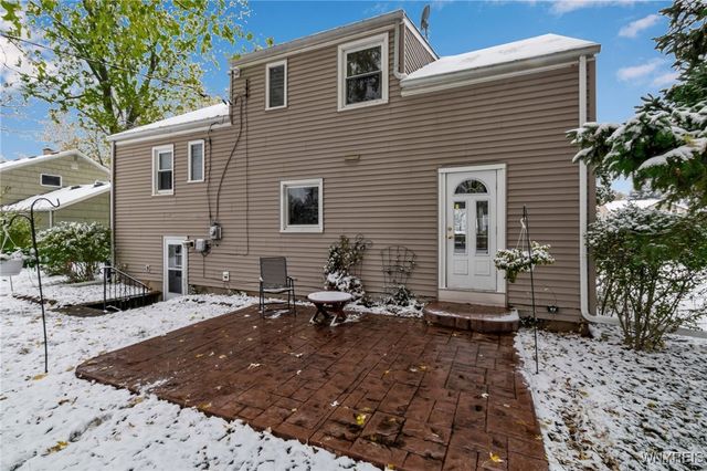 70 Melrose Road, Amherst, NY 14221