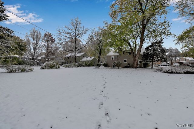 70 Melrose Road, Amherst, NY 14221