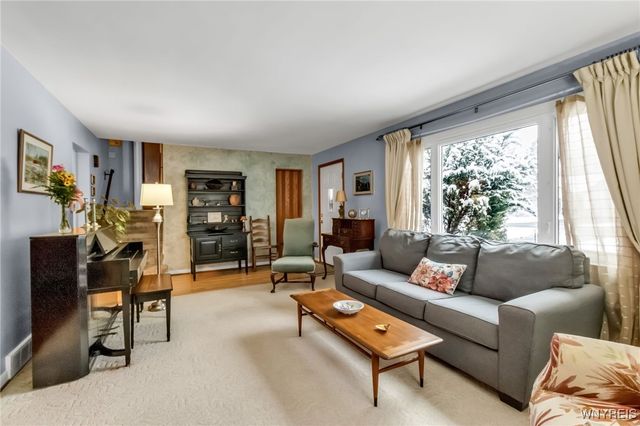 70 Melrose Road, Amherst, NY 14221