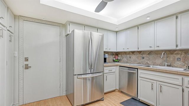 2301 GULF OF MEXICO DRIVE 33N, Longboat Key, FL 34228