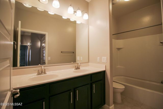 254 W Sg Posey Street, Vail, AZ 85641