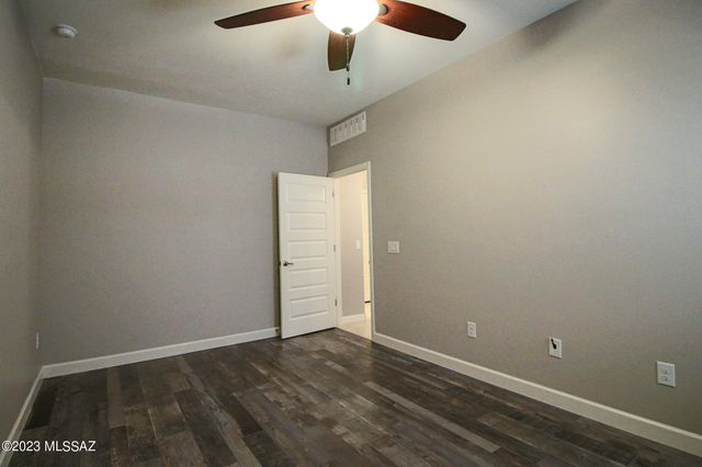 254 W Sg Posey Street, Vail, AZ 85641