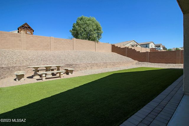 254 W Sg Posey Street, Vail, AZ 85641