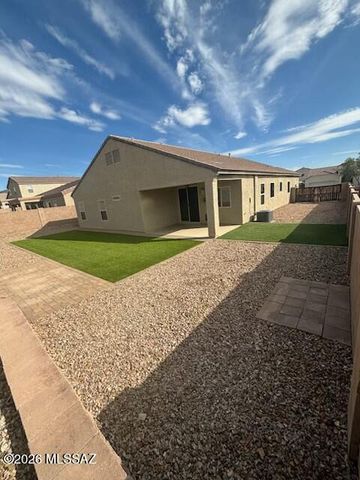 254 W Sg Posey Street, Vail, AZ 85641