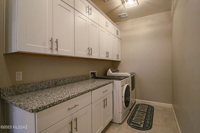 254 W Sg Posey Street, Vail, AZ 85641