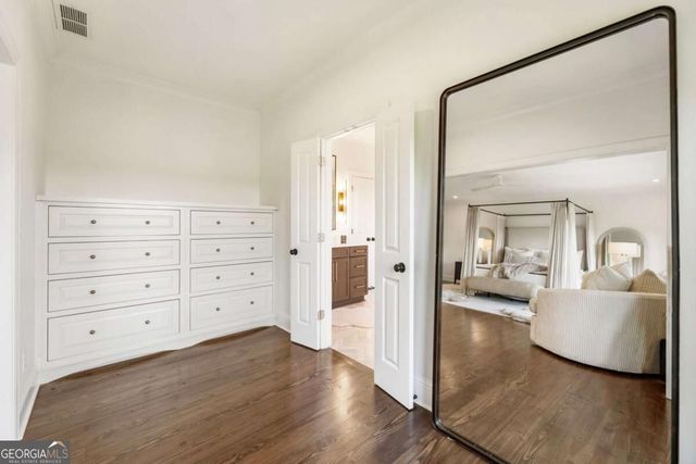 565 Willow Oak Way, Roswell, GA 30076