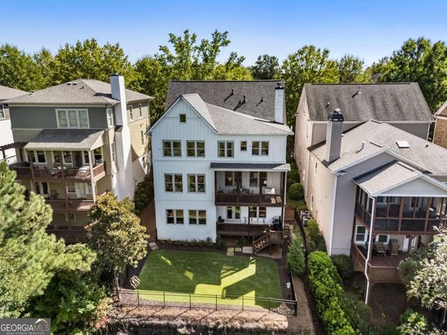 565 Willow Oak Way, Roswell, GA 30076