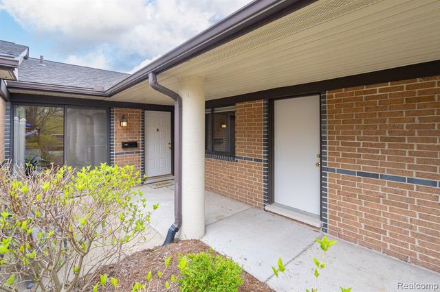 936 Wexford Way, Rochester Hills, MI 48307