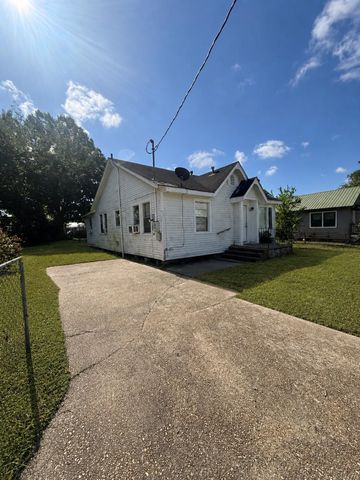 404 Garnet Street, Houma, LA 70360