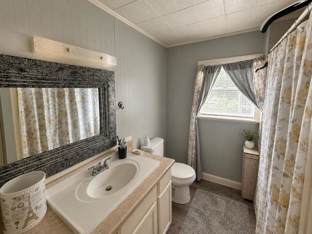 404 Garnet Street, Houma, LA 70360
