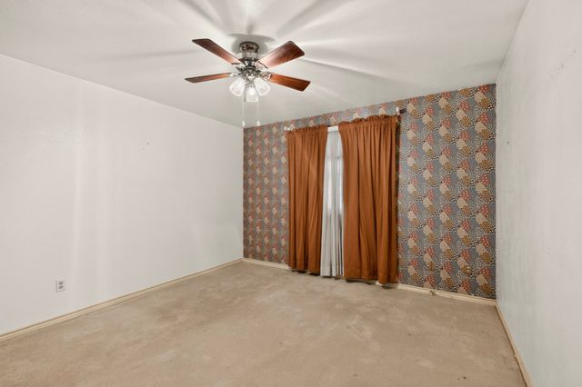 1000 Townsend Lane, Desoto, TX 75115