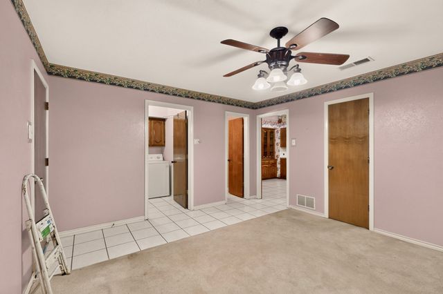1000 Townsend Lane, Desoto, TX 75115