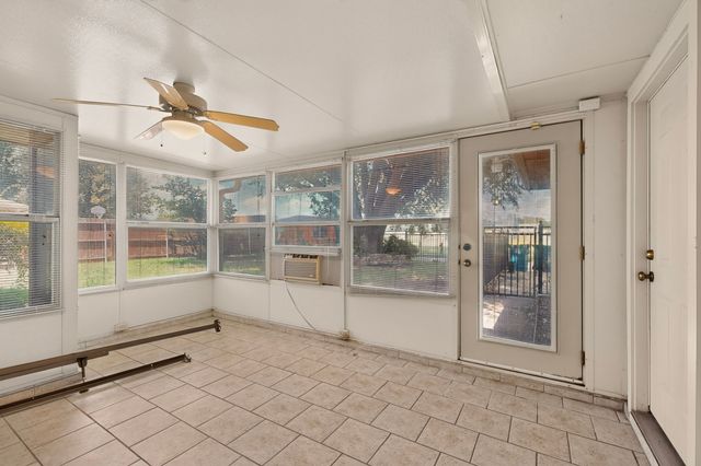 1000 Townsend Lane, Desoto, TX 75115