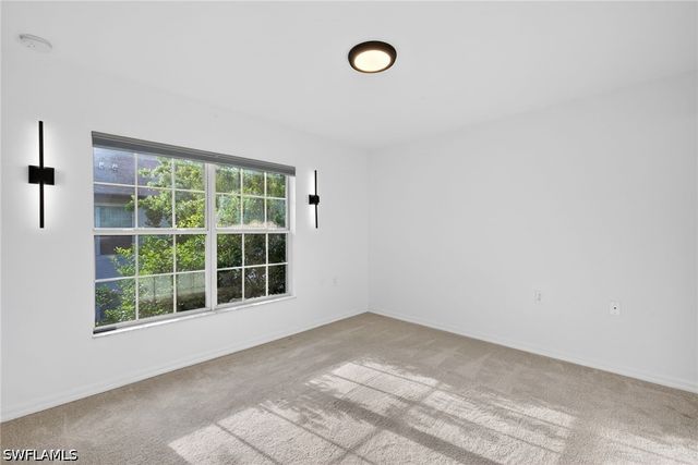 9076 Gervais CIR 410, Naples, FL 34120