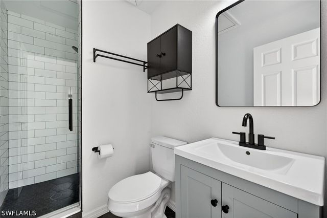9076 Gervais CIR 410, Naples, FL 34120