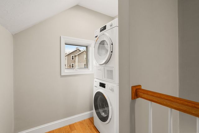 10 Cedar St, Hudson, MA 01749