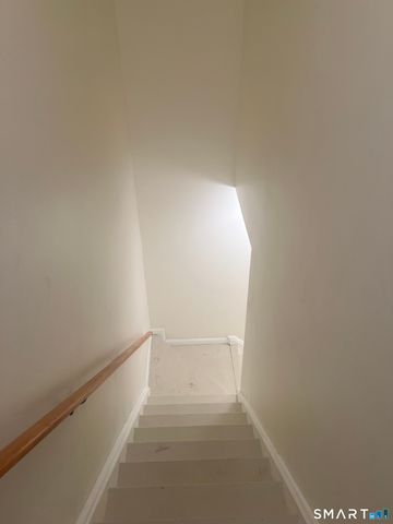 3370 Madison Avenue 10B, Bridgeport, CT 06606