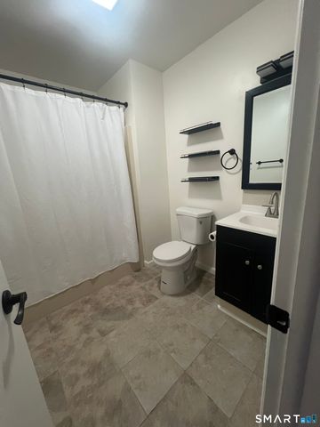 3370 Madison Avenue 10B, Bridgeport, CT 06606