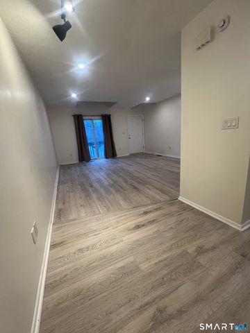 3370 Madison Avenue 10B, Bridgeport, CT 06606