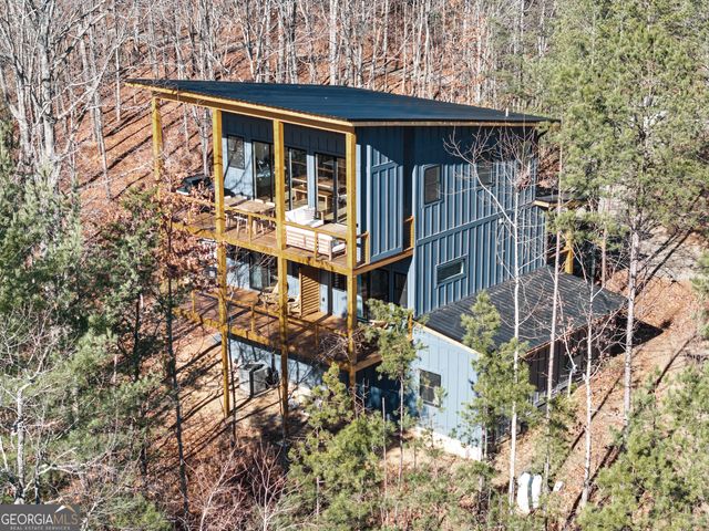 572 Left Turn, Blue Ridge, GA 30513
