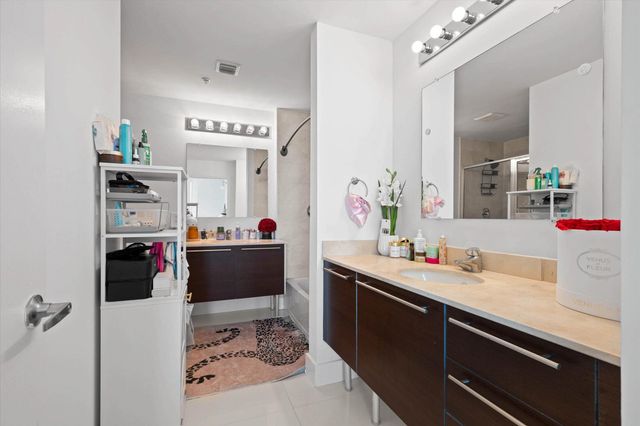 1900 N Bayshore Drive 2312, Miami, FL 33132