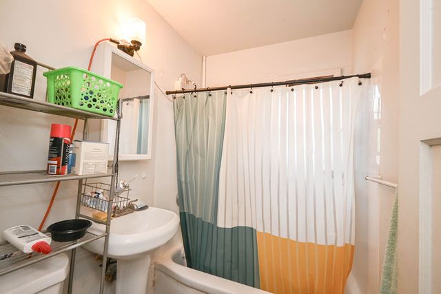 1636 Rice Street, Waukegan, IL 60087