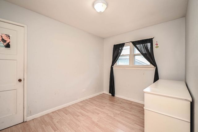 1636 Rice Street, Waukegan, IL 60087