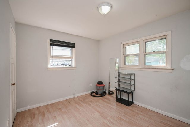 1636 Rice Street, Waukegan, IL 60087