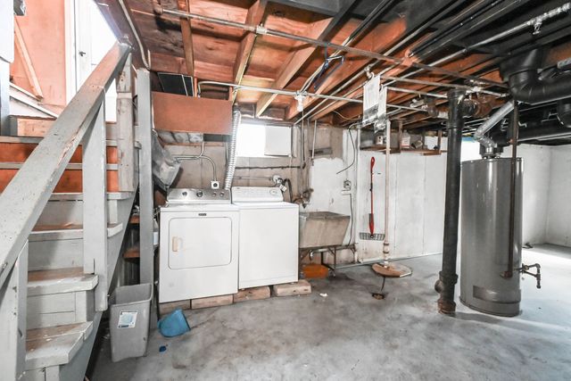 1636 Rice Street, Waukegan, IL 60087