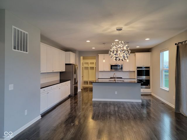 16123 Sedalia Drive, Fishers, IN 46040