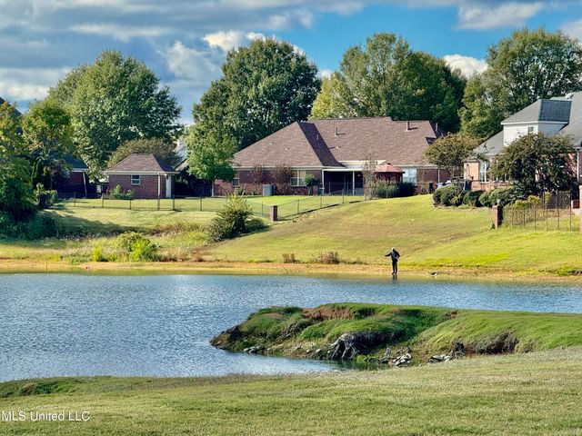 6934 N Sunrise Loop, Olive Branch, MS 38654