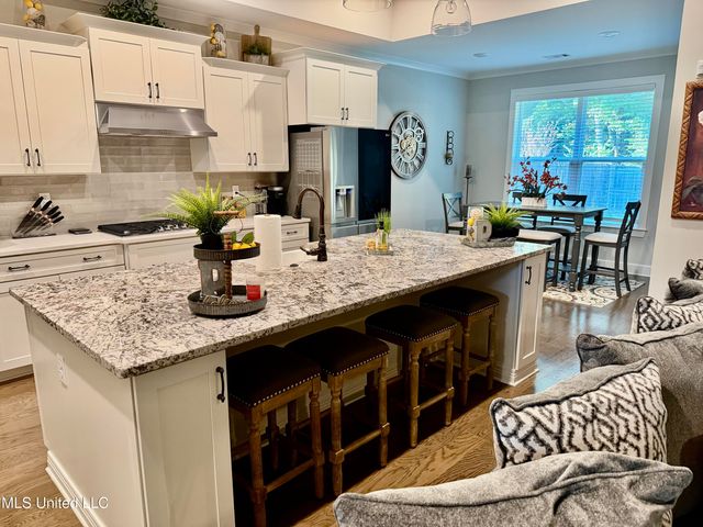 6934 N Sunrise Loop, Olive Branch, MS 38654