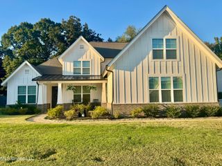 6934 N Sunrise Loop, Olive Branch, MS 38654