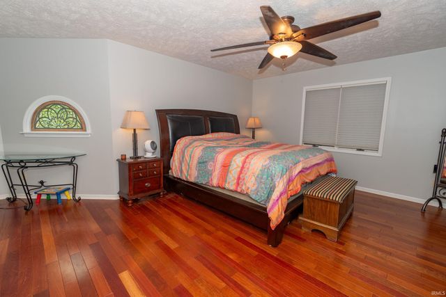 14770 Fairfield Drive, Granger, IN 46530