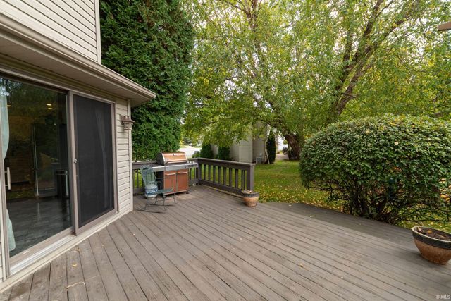 14770 Fairfield Drive, Granger, IN 46530