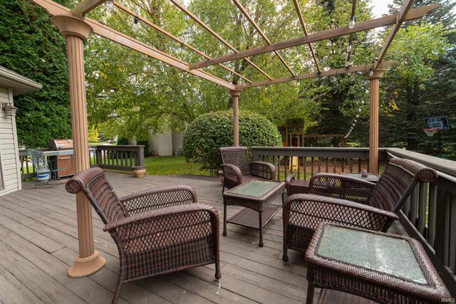 14770 Fairfield Drive, Granger, IN 46530
