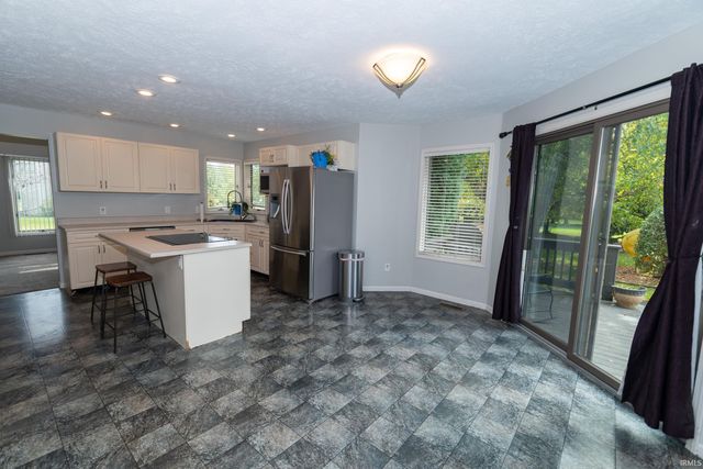 14770 Fairfield Drive, Granger, IN 46530