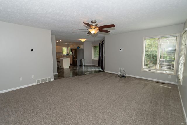 14770 Fairfield Drive, Granger, IN 46530