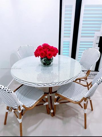 7810 SW 102nd Ln, Miami, FL 33156