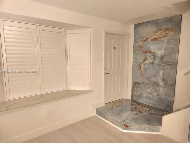 7810 SW 102nd Ln, Miami, FL 33156