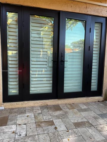 7810 SW 102nd Ln, Miami, FL 33156