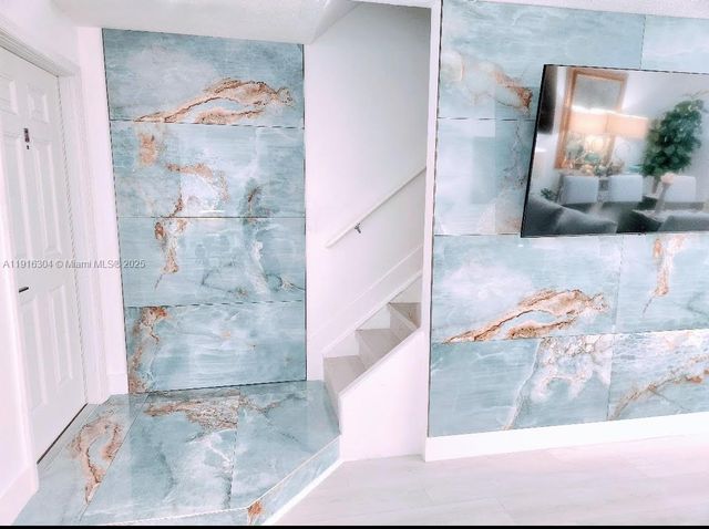 7810 SW 102nd Ln, Miami, FL 33156