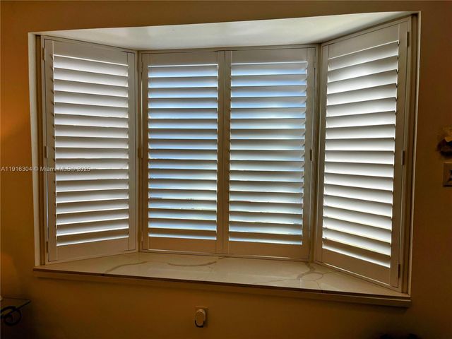 7810 SW 102nd Ln, Miami, FL 33156