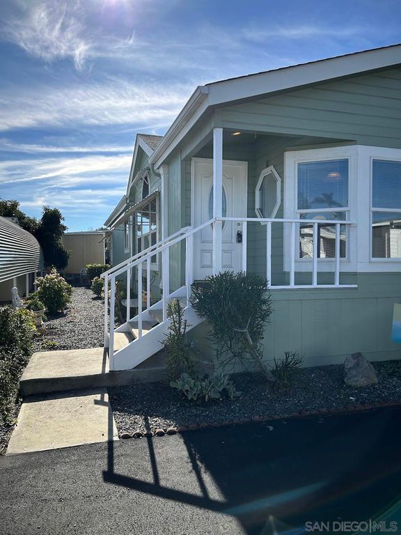 1501 Anza Avenue 39, Vista, CA 92084