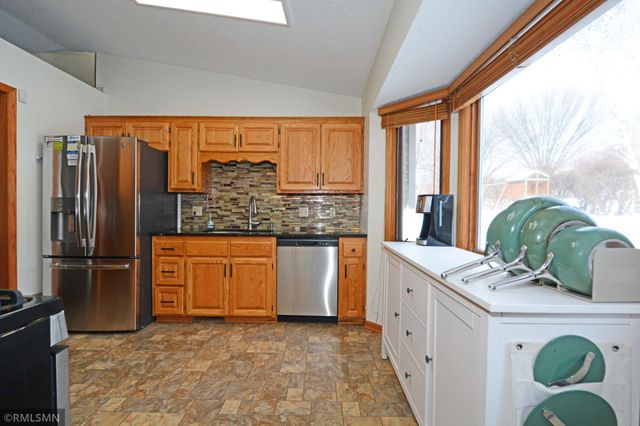 9246 Shenandoah Lane N, Maple Grove, MN 55369