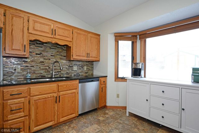 9246 Shenandoah Lane N, Maple Grove, MN 55369