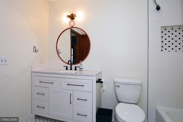 9246 Shenandoah Lane N, Maple Grove, MN 55369