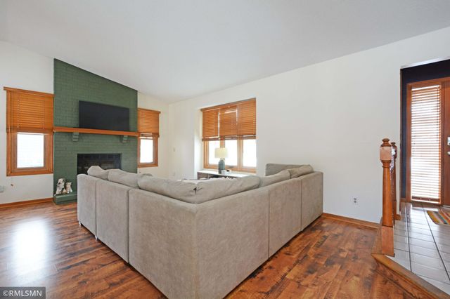 9246 Shenandoah Lane N, Maple Grove, MN 55369