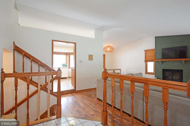 9246 Shenandoah Lane N, Maple Grove, MN 55369