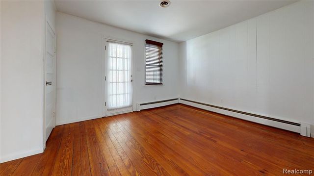 415 Gardenia Avenue, Royal Oak, MI 48067